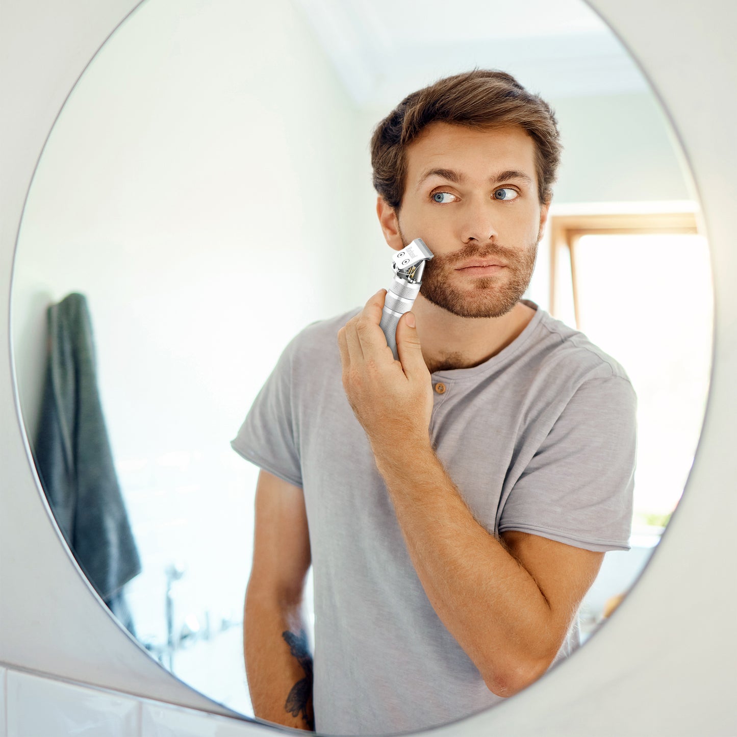 Stainless-Steel Rechargeable Zero-Gapped T-Blade Trimmer